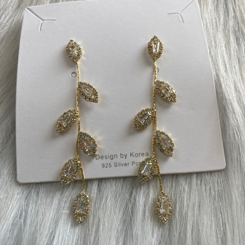 Gold plated Earrings - Picture 6 of 8